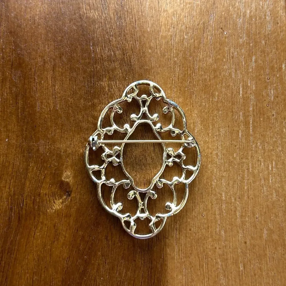 Vintage Gold Tone Openwork Filigree Brooch – Ornate Scrollwork Statement Pin